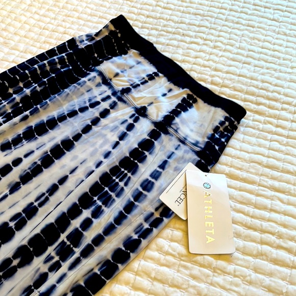 ATHLETA  Tie dye marina skirt. New with tags never worn. - Picture 1 of 9